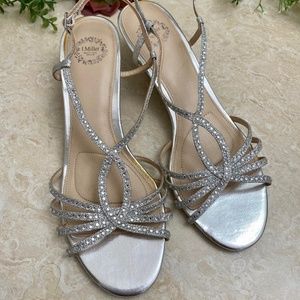 VGUC I. Miller Silver Glitter Rhinestone Kitten Slingback Heels 8M Wedding Prom
